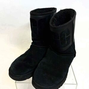 UGG LOGO Women's Black Shearling Style Winter Sheepskin Boots - Size 7